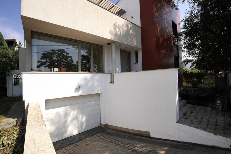 Baneasa Vila 370 MP  Ambasada Gradina